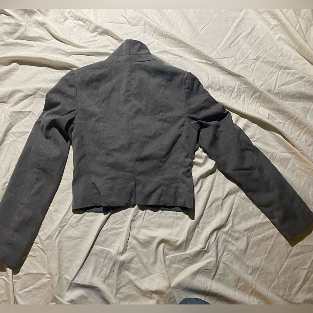 Cropped blazer size 6 - Picture 3 of 5